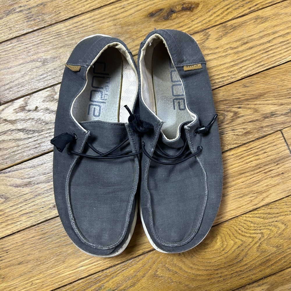 Hey Dude Wendy Chambray Off Black Canvas Slip On Loafers Womens 9